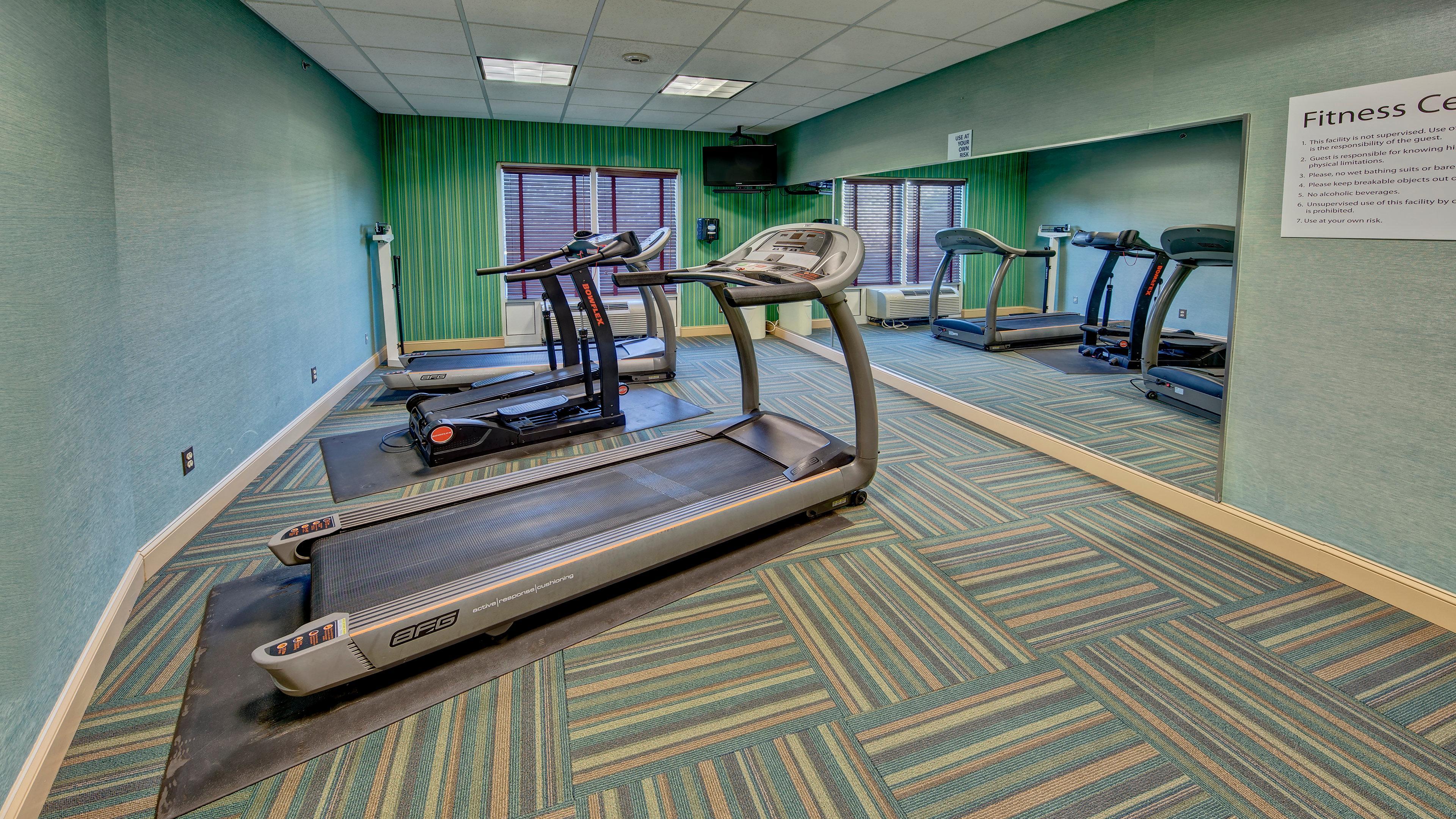 Holiday Inn Express Hotel & Suites London By Ihg Bagian luar foto
