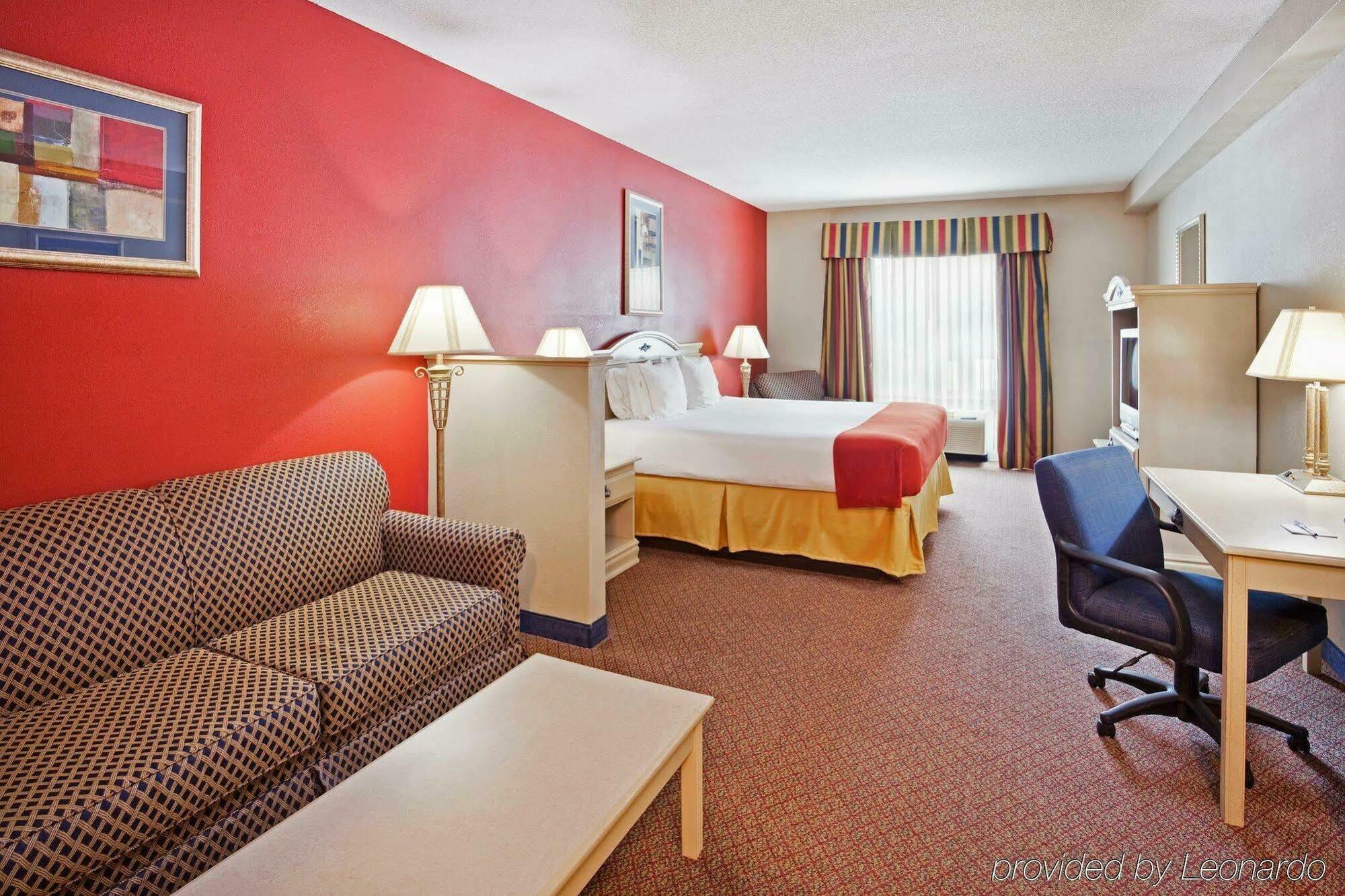 Holiday Inn Express Hotel & Suites London By Ihg Ruang foto